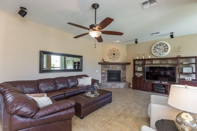 4) GREAT ROOM