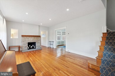 2416 Wynnefield Dr, Havertown, PA 19083 - photo 6