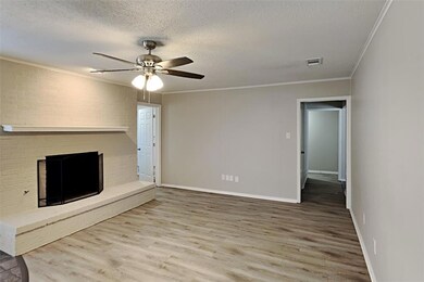 2120 Hurstview Dr, Hurst, TX 76054 - photo 3