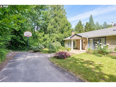 7450 SW Canyon Rd, Portland, OR 97225 - photo 3