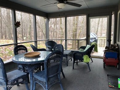 109 Longspur Ln, Hawley, PA 18428 - photo 5