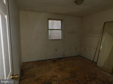 76 Coon Hollow Ln, Jones Springs, WV 25427 - photo 6