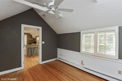 07_33captainMurphysWay_18_Bedroom_MLSuse
