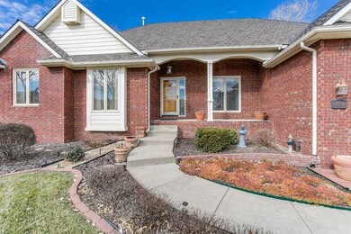 Spacious porch and well-kept landscaping!