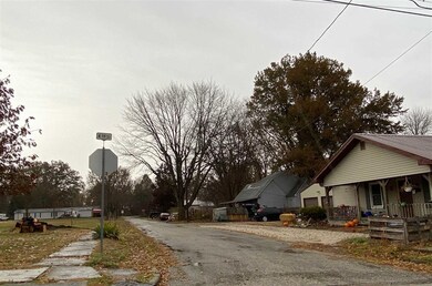 424 Utt St, Bicknell, IN 47512 - photo 6