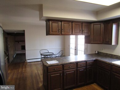 11001 Treva Ct, Germantown, MD 20876 - photo 5