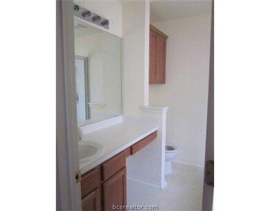 Master Bath/Spa.