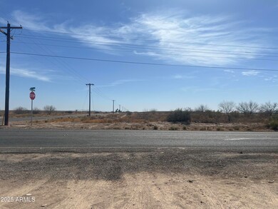 2415 W Oak St unit 5, Eloy, AZ 85131 - photo 4