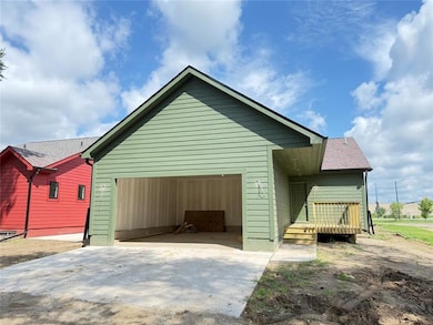 2531 Shaw St, Des Moines, IA 50317 - photo 3