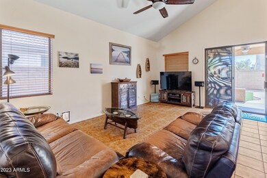 15955 W Redfield Rd-24