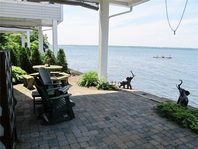 Don't you just want to relax here???