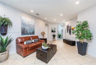 10012 NW 7th St unit 104, Miami, FL 33172 - photo 6