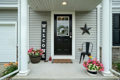 305 E 130th Place, Crown Point, IN 46307 - photo 2