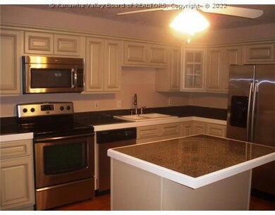 73 Mannon Dr, Alum Creek, WV 25003 - photo 3