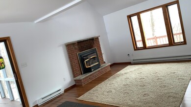 160 Clifton Dr, Bushkill, PA 18324 - photo 5