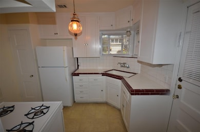 6034 Marquita Ave, Dallas, TX 75206 - photo 7