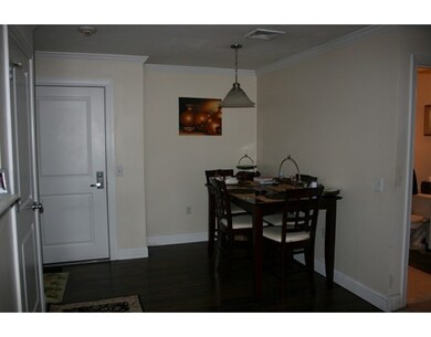 545 Page St unit 202, Stoughton, MA 02072 - photo 6