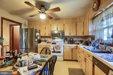 624 W Pajabon Dr, Palmyra, PA 17078 - photo 5