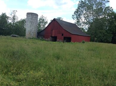 142 Red Barn, Somerset, KY 42501 - photo 2