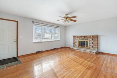 1278 Cranwood Square South-4.jpg-SMALL