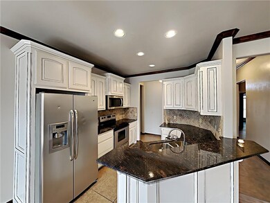 1130 Prairie Dunes Ct, Norman, OK 73072 - photo 5