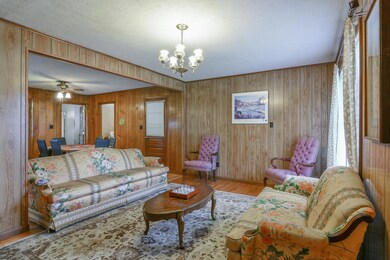1177 Bailey living room 3