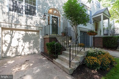 12235 Wye Oak Commons Cir unit 76, Burke, VA 22015 - photo 2