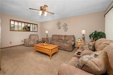 32 Clark Ln, Wilkes-Barre, PA 18705 - photo 5