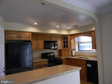 26 Alanbrooke Ct unit 26B, Towson, MD 21204 - photo 4