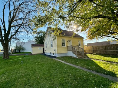 12761 W Harrison Ave, Waukegan, IL 60085 - photo 2