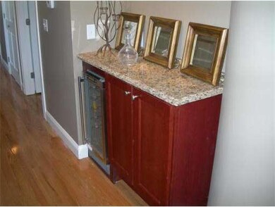 26 Andrew St unit 1, Salem, MA 01970 - photo 2