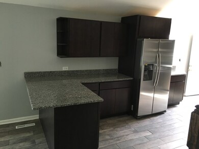 1536 Amarillo Dr, Carpentersville, IL 60110 - photo 5