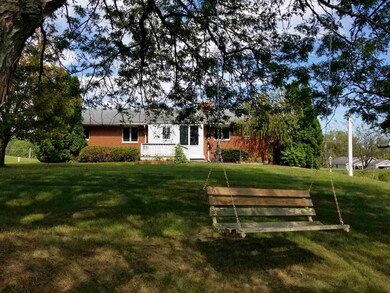 8423 E Hatchery Rd, Syracuse, IN 46567 - photo 3