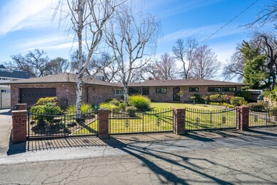 3322 Wilshire Dr-3