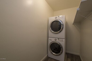 208 e virginia unit 6 DSC_0028