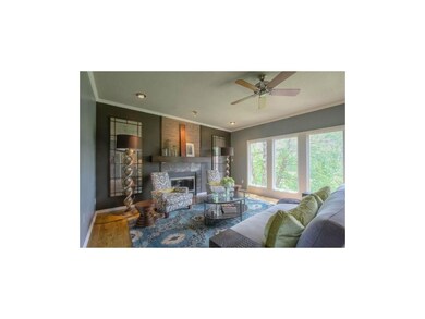 8349 Hallet St, Lenexa, KS 66215 - photo 4