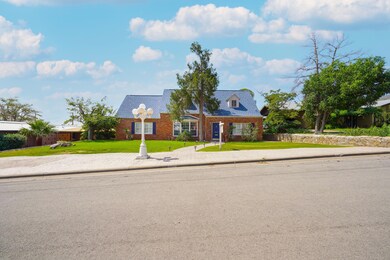 2504 Nashville Ave, El Paso, TX 79930 - photo 2