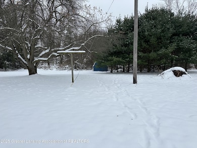 7426 Oak Hwy, Charlotte, MI 48813 - photo 5