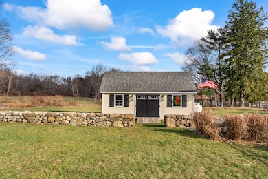 37 Driftway Rd, Danbury, CT 06811 - photo 5