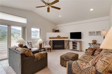 Open floor space - great for entertaining with bea