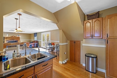 25 Thayer St, Methuen, MA 01844 - photo 5