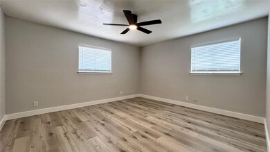 11103 Renel Dr unit A, Austin, TX 78758 - photo 4