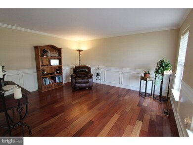 396 Buckingham Cir, Harleysville, PA 19438 - photo 5