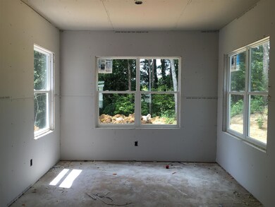 House backs up to wooded HOA green space - Breakfast nook