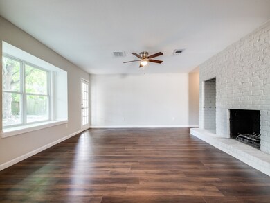 287 Eldon St, Houston, TX 77060 - photo 4