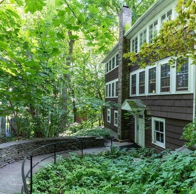 34 Dewey Ct, Northampton, MA 01060 - photo 3