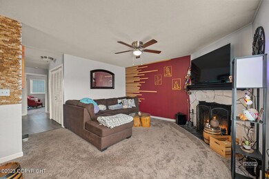 Livingroom facing Northeast