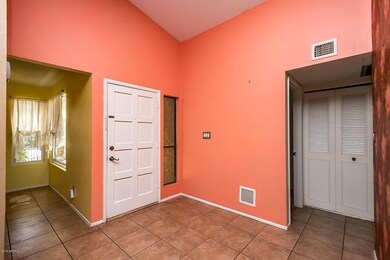 2142 W Inlet Loop AZ-3