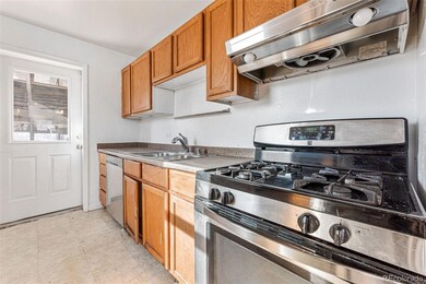 1309 Florence St, Aurora, CO 80010 - photo 7