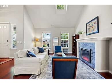 717 NE 70th Ave, Hillsboro, OR 97124 - photo 6